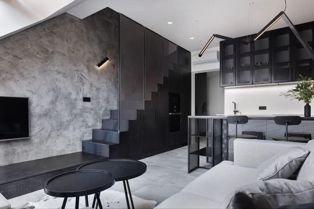 פראג Rooftop Penthouse With Terrace, Prime Location מראה חיצוני תמונה